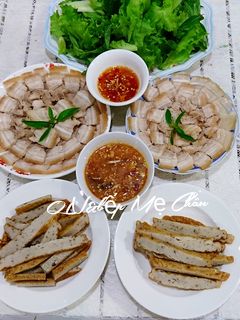 Hình của món Bánh tráng cuốn thịt heo - chả cá.