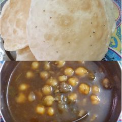 A picture of Bhatura chola.