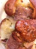 Cerdo al horno con papas aplastadas 🥔