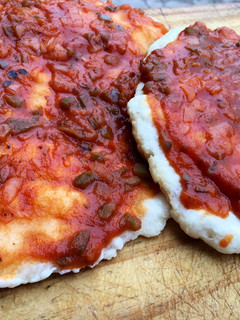 Una foto de Pizza sin horno y sin gluten. Súper fácil!