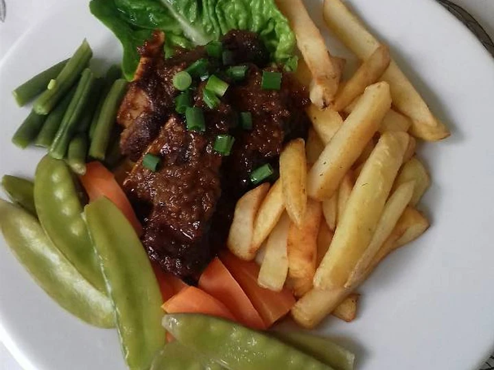 Langkah Mudah untuk Membuat Resep Iga panggang madu yang Bisa Manjain Lidah