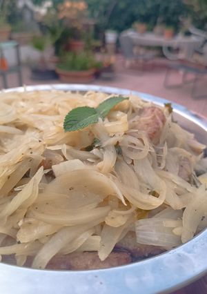 Foto di Tonno con cipolla in agrodolce
