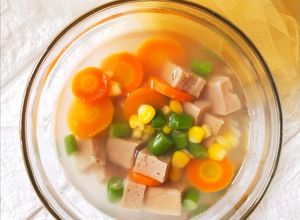 Foto resep Most Favorite di Keluarga. Sop Luncheon. Simple, segar, sehat!