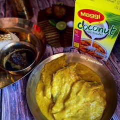 A picture of Coconut Pomfret Curry.