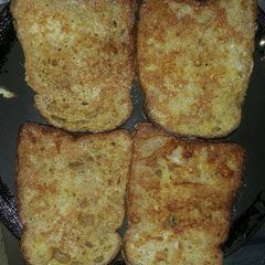 A picture of French toast.
