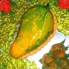 Fresh mango cake A picture of Fresh mango cake.