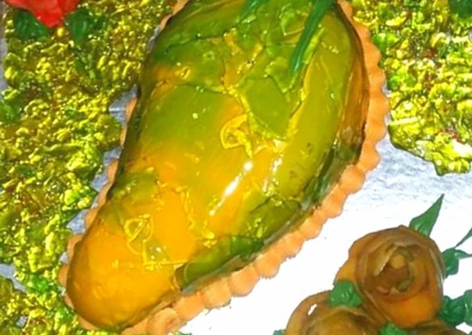 Fresh mango cake
