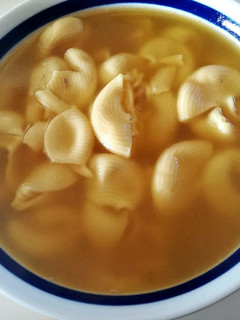 Una foto de Sopa de galets / caracoles
