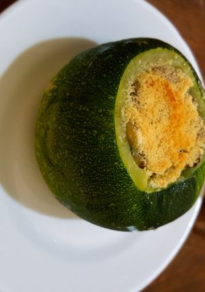 Una foto de Zapallo italiano relleno con champiñones