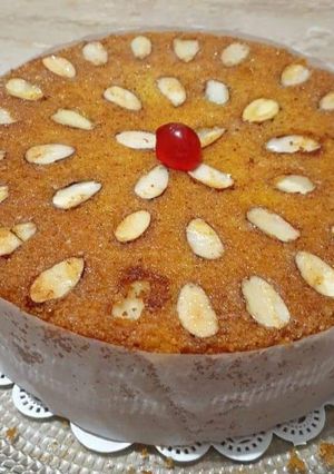 A picture of Almond cake.
