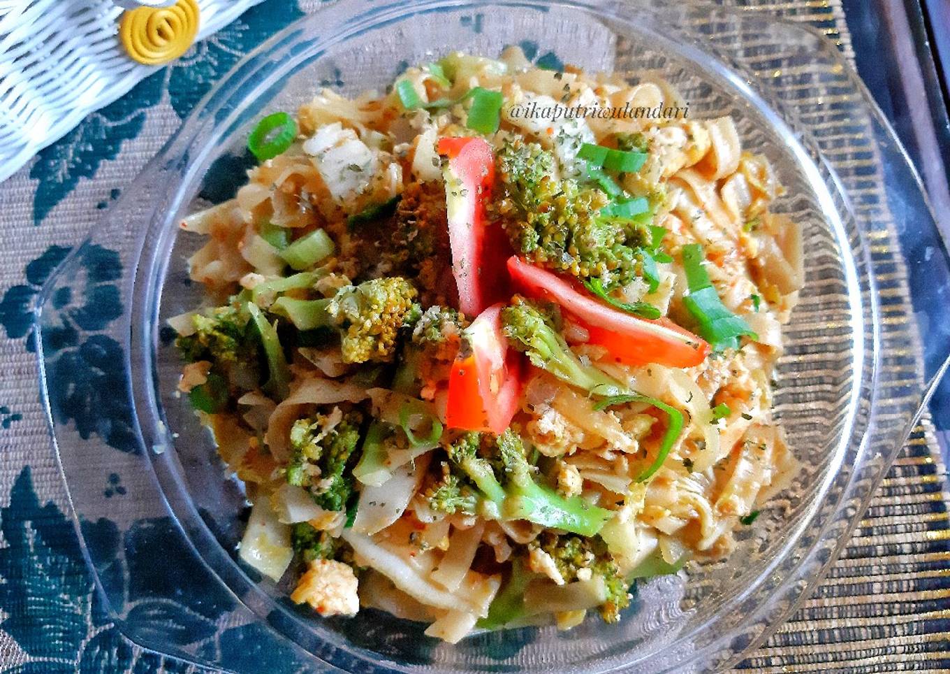 Kwetiaw Brokoli Goreng