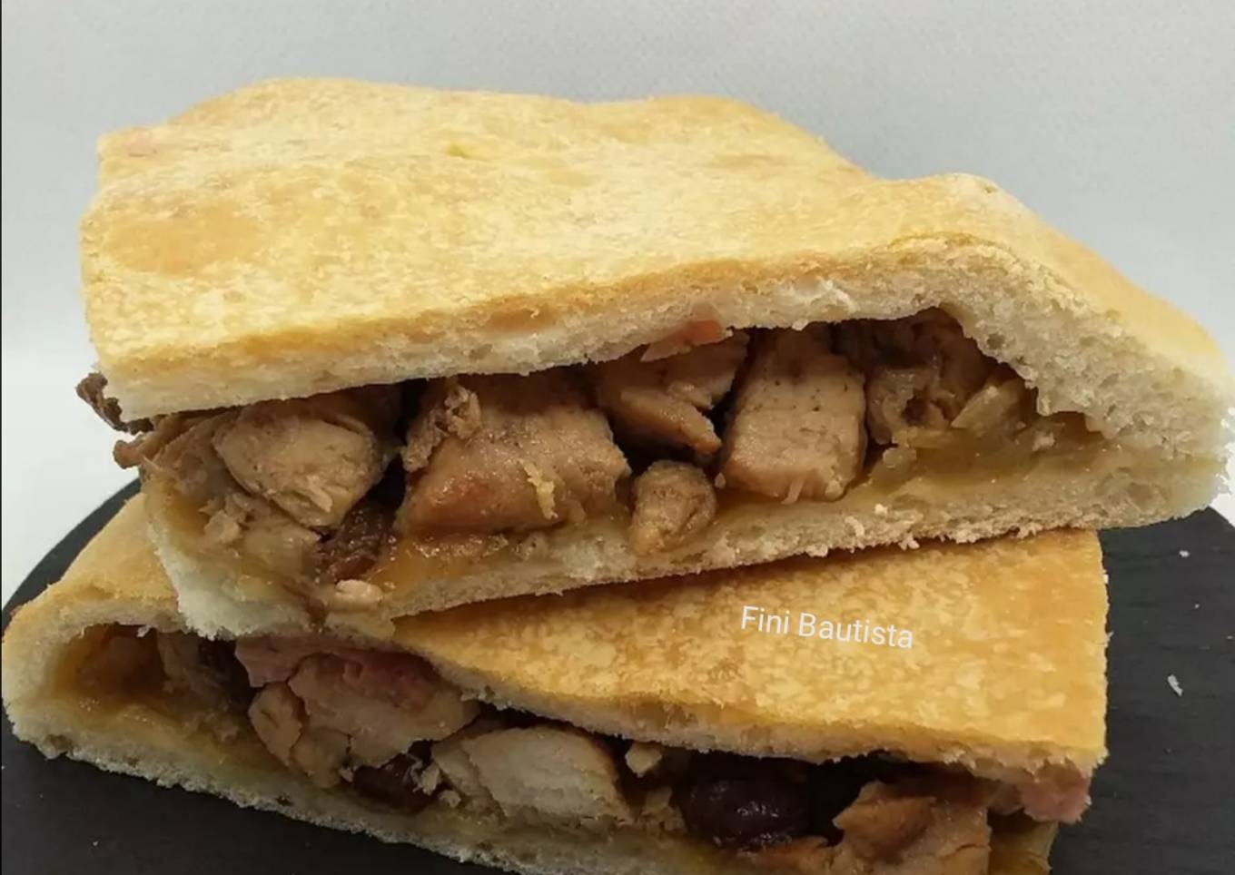 Empanada de pollo con foie gras de pato