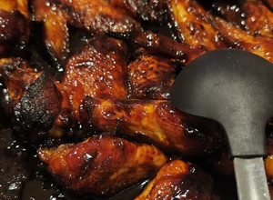 Foto principal de Alitas de pollo al horno con miel