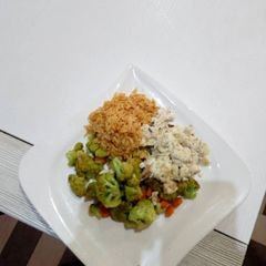 Stirred fry Broccoli with sadine and Jollof Rice A picture of Stirred fry Broccoli with sadine and Jollof Rice.