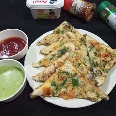 A picture of Suji Open Toast Sandwich.