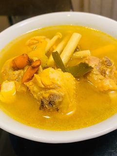 รูปของ ไก่ต้มขมิ้น🐔