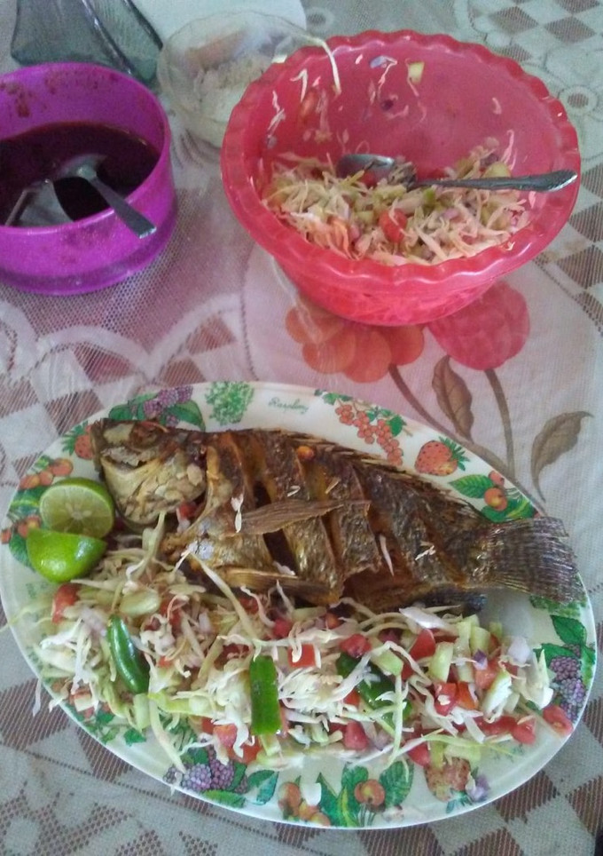Una foto de Mojarra frita