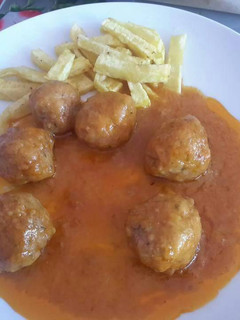 Una foto de Albóndigas en salsa mesonera