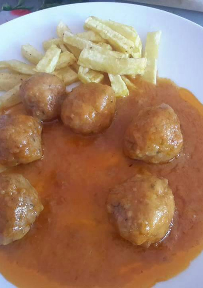 Una foto de Albóndigas en salsa mesonera