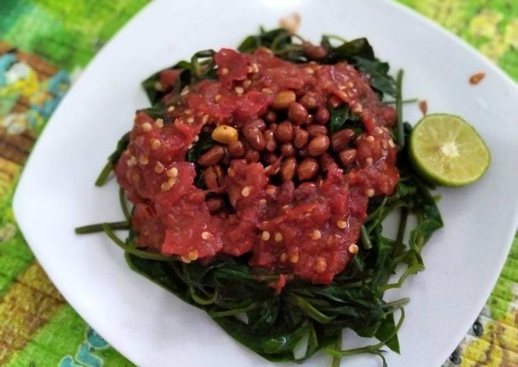 #1.1. Plecing Kangkung khas Lombok