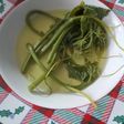 Guías de chayote tiernas