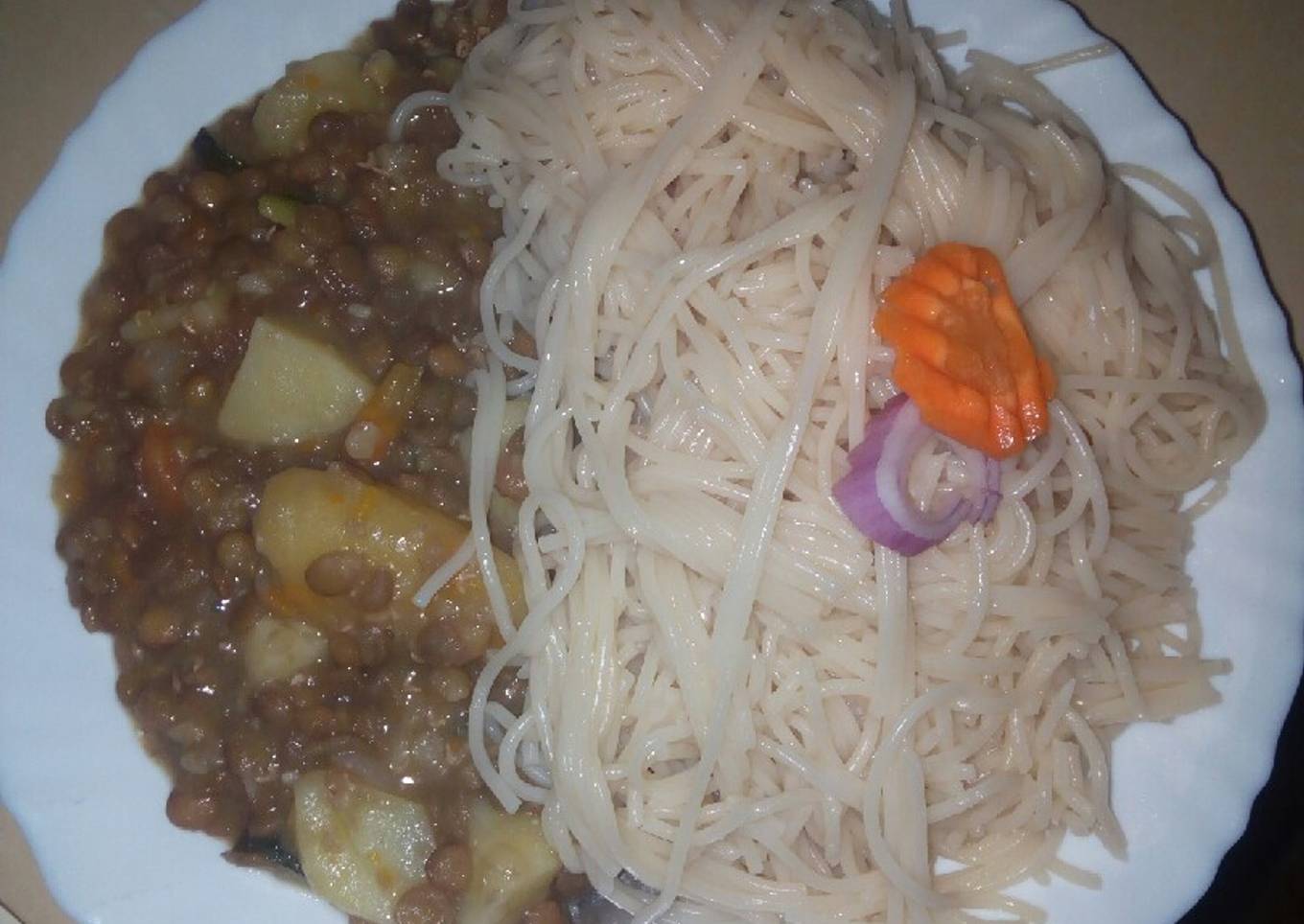 Spaghetti with kamande stew