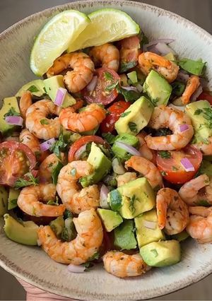 Una foto de Ensalada de Langostinos