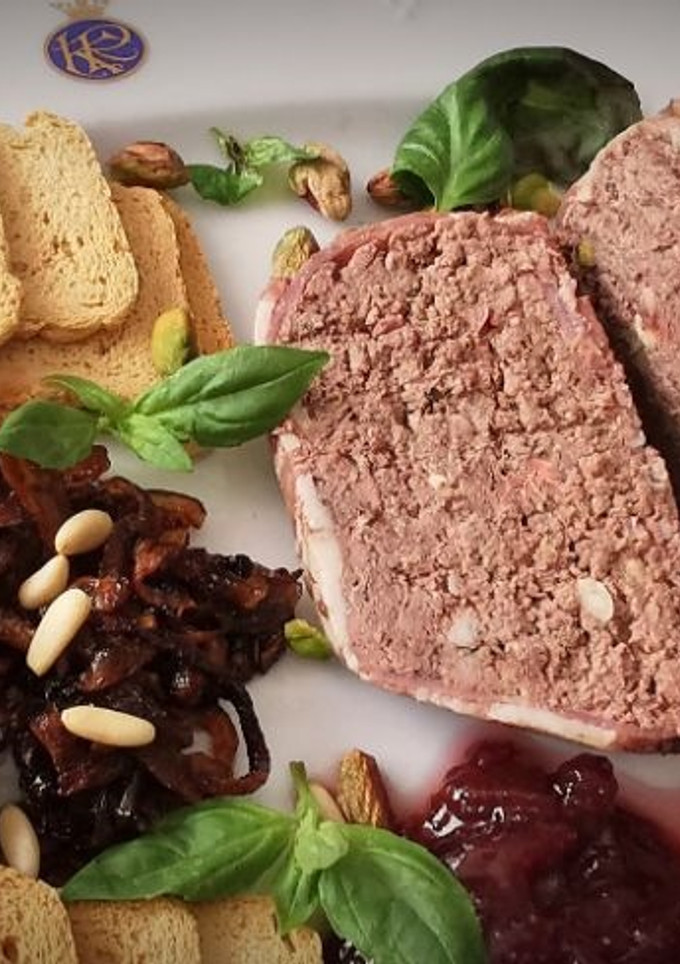 Una foto de Paté de Campagne receta de Julia Child