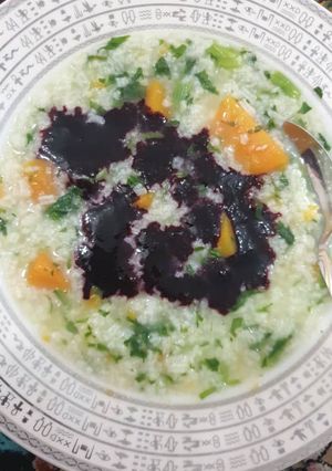 عکسی از دستور اسپه آش با کدو حلوایی و آب زرشک