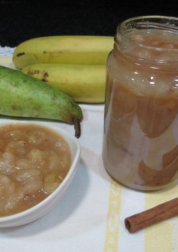 Una foto de Mermelada de plátano y pera