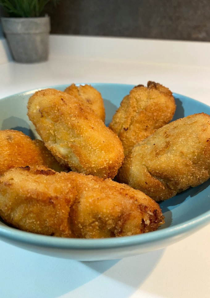 Una foto de Croquetas de pollo y jamón