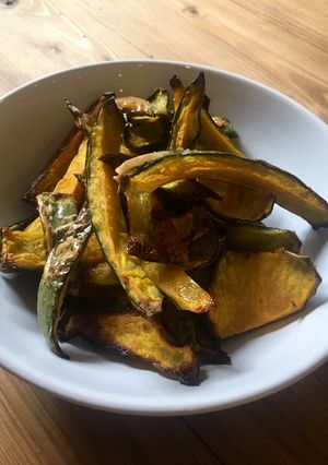 A picture of Salted Pumpkin Skin Chips.