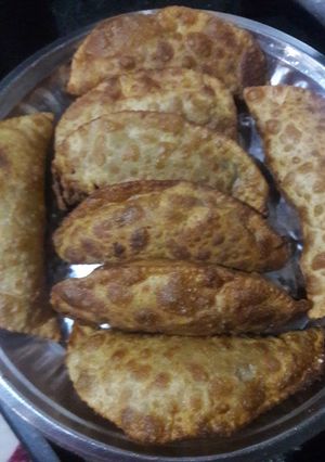भुजिया (Bhujiya recipe in Hindi) रेसिपी मुख्य फोटो