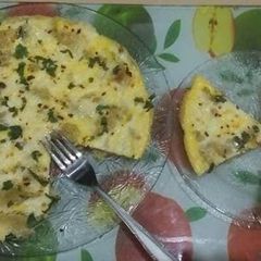 A picture of Potato & cheese omelette😋🍳.