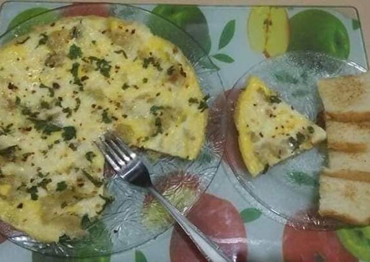 Recipe of Homemade Potato &amp; cheese omlet😋🍳