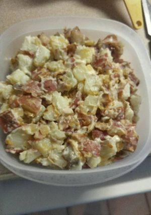 A picture of German potato salad.