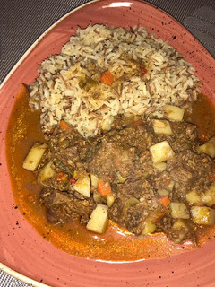 Una foto de Fricasé de verduras con carne