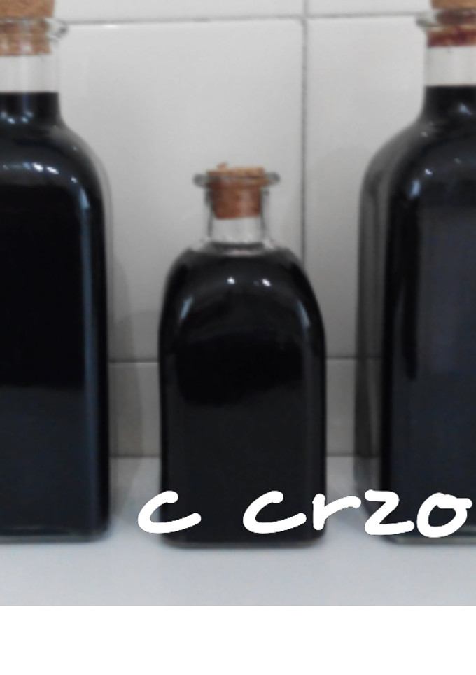 Una foto de Licor de moras