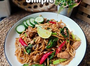 Gambar Mi Goreng Ayam Simple