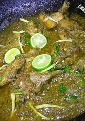 A picture of Hara masala chicken karhai by saima sameer ali #ramadankitayari.