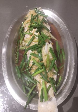 A picture of Steamed Fish.