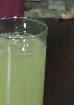 A picture of Nimbu pani.
