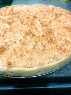 Una foto de Tarta de coco y dulce de leche