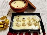 अंगुरी रसमलाई (Angoori Rasmalai Recipe In Marathi)