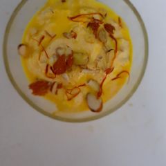 A picture of Mango shrikhand.