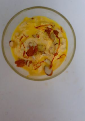 A picture of Mango shrikhand.