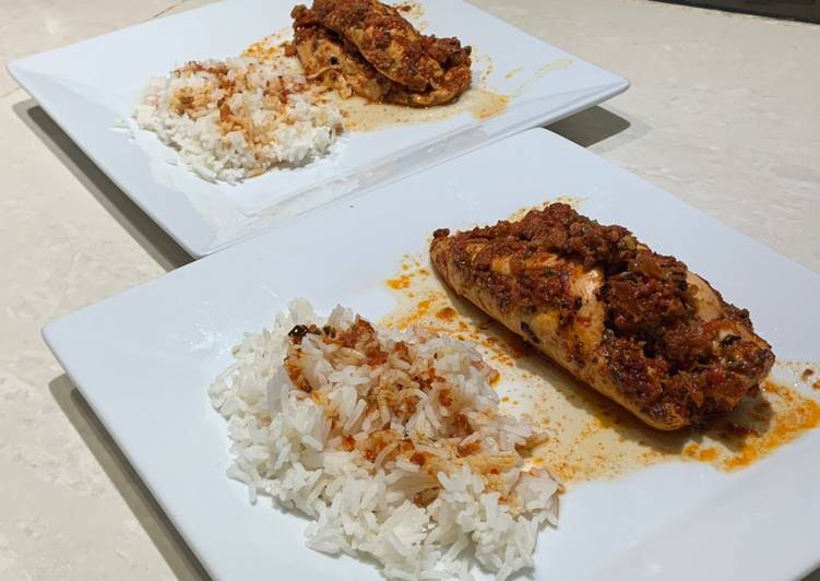 Recette Appétissante Roulades de poulet farcies aux poivrons rouges et
chorizo