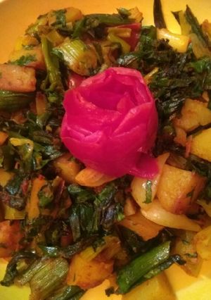 A picture of Aloo with Spring Onion.
