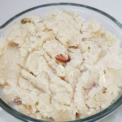 Suji halwa A picture of Suji halwa.