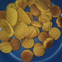 A picture of Sesame seed butter cookies.